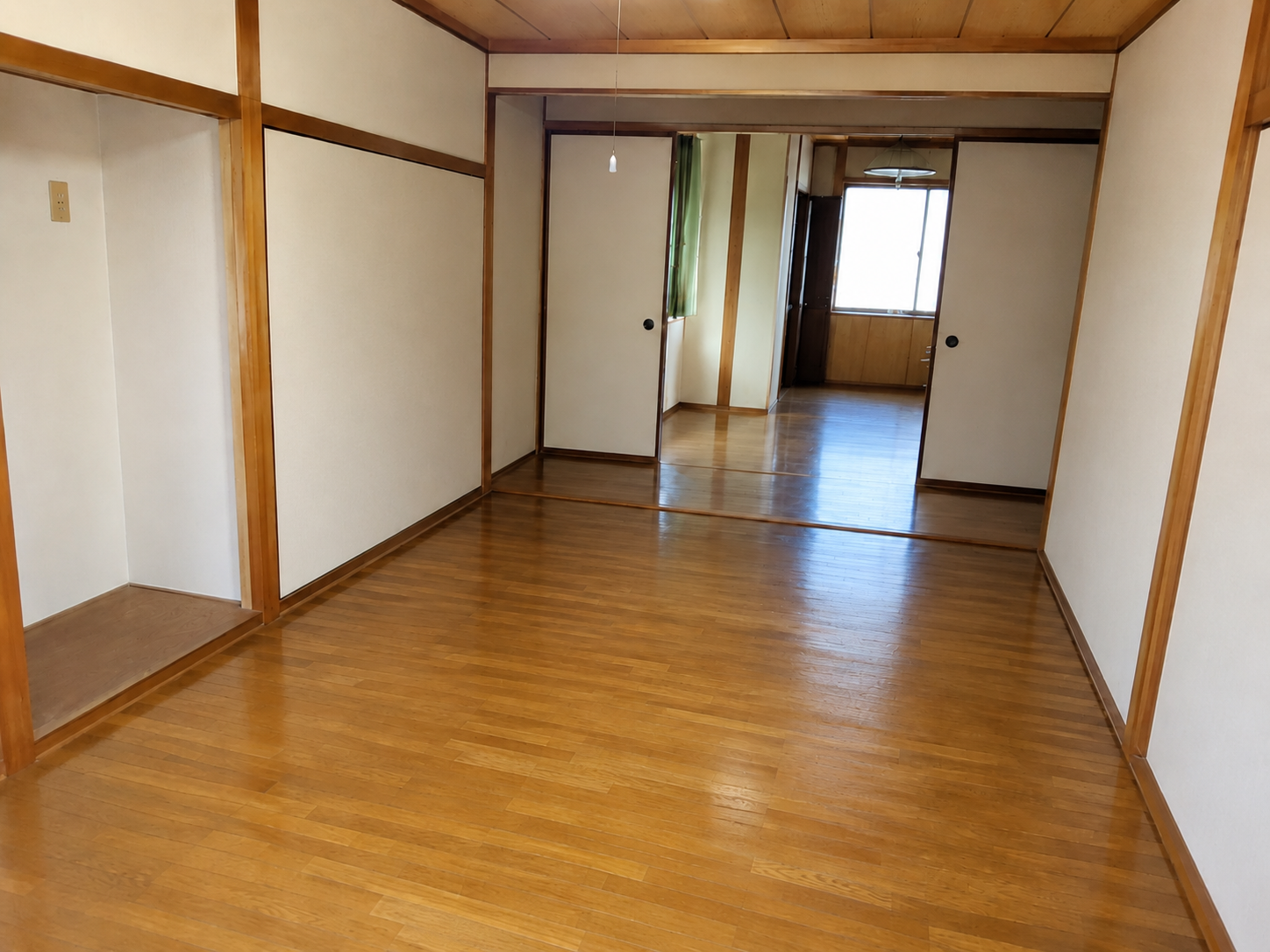 必要な物を残して実家の家財整理を完了した状態